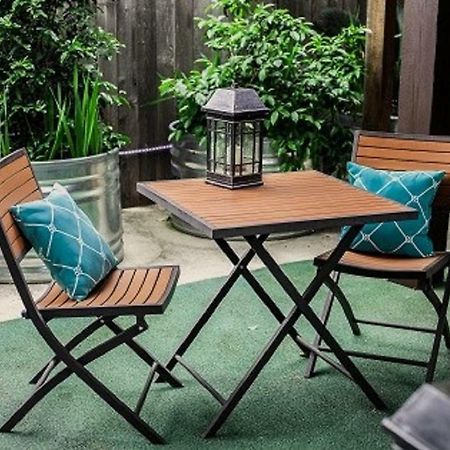 Square Inn Уимберли Экстерьер фото