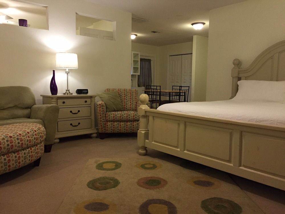 Square Inn Уимберли Экстерьер фото
