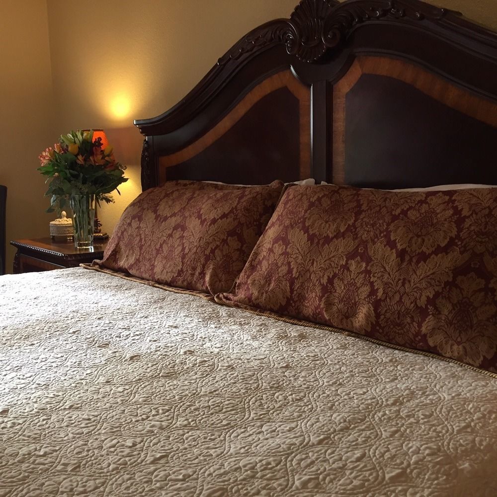 Square Inn Уимберли Экстерьер фото