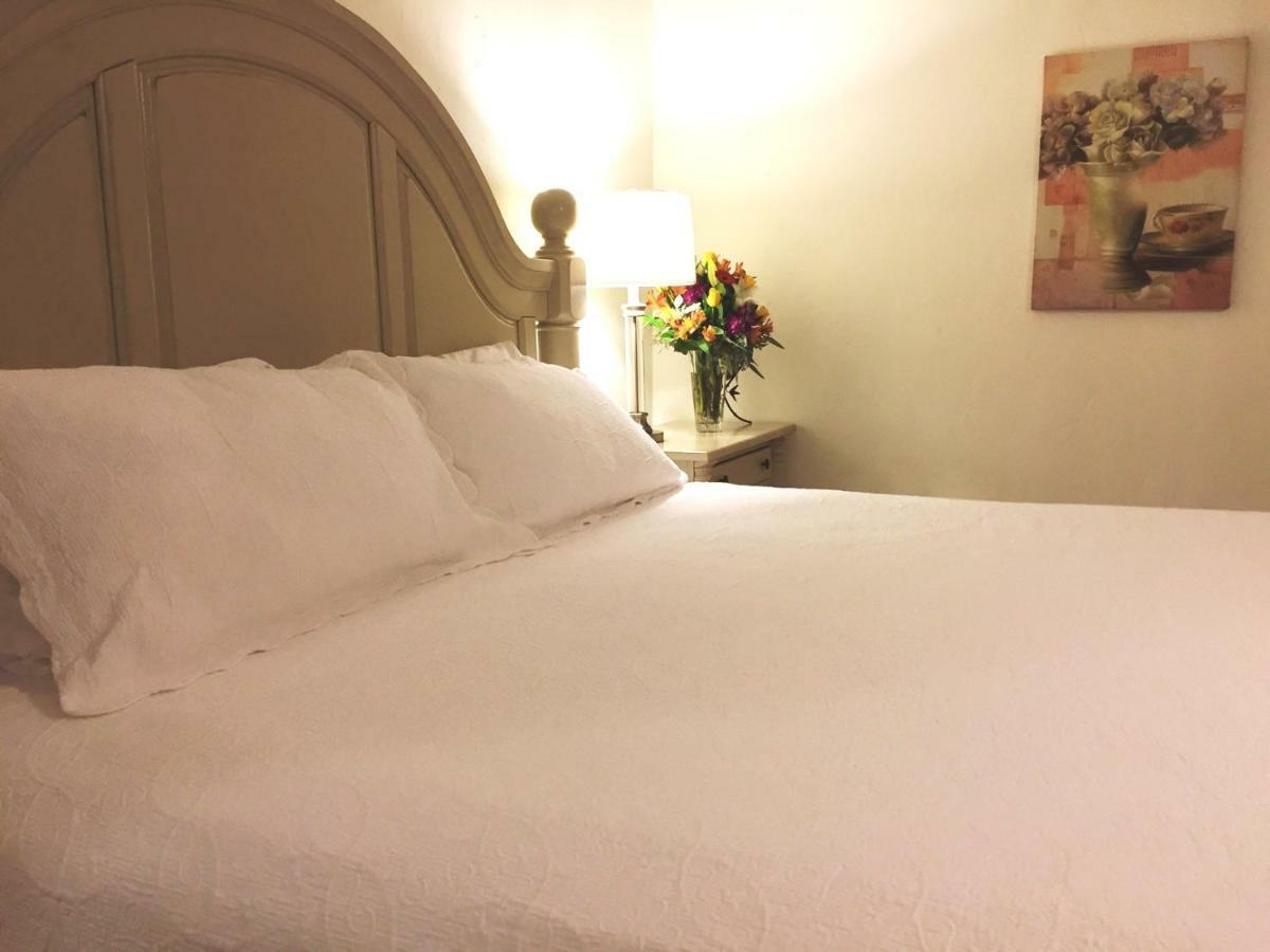 Square Inn Уимберли Экстерьер фото