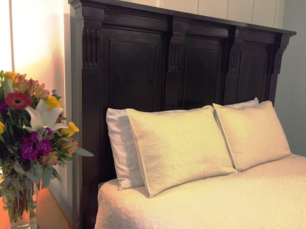 Square Inn Уимберли Экстерьер фото